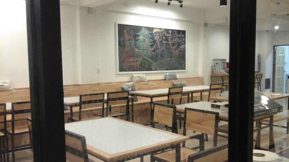 Best Stay Hostel At Lanta