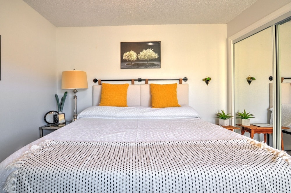 Fairway Desert Vista-valley Views Next To Golf 3 Bedroom Home