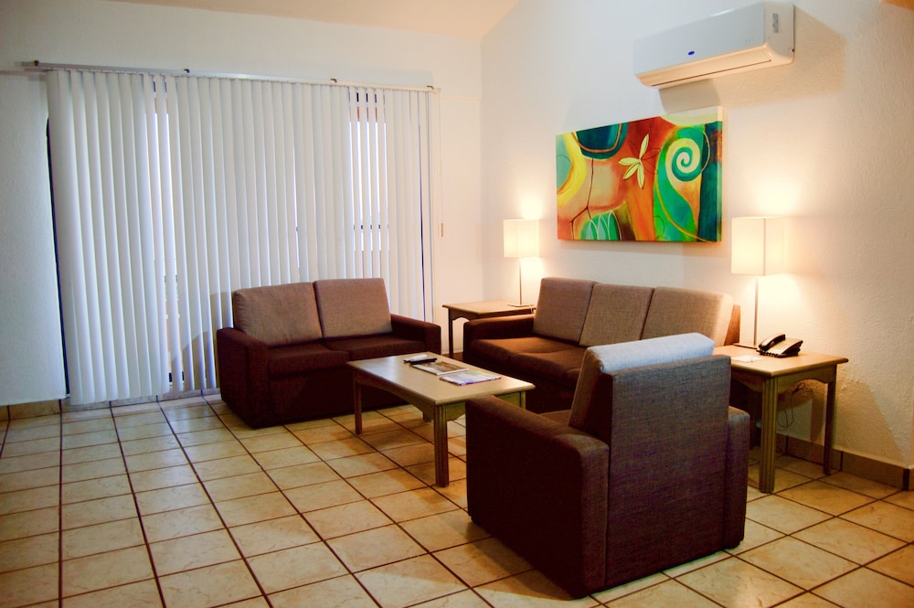 Sunrock Hotel and Suites