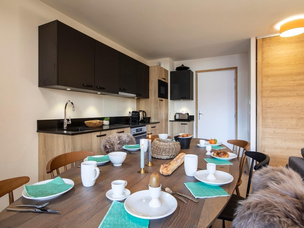 Apartment in Les Deux Alpes Near Glacier