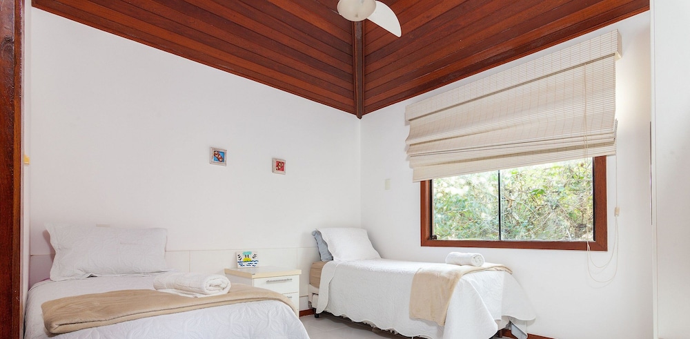 Bz55 Casa 200m da praia com 4 suítes