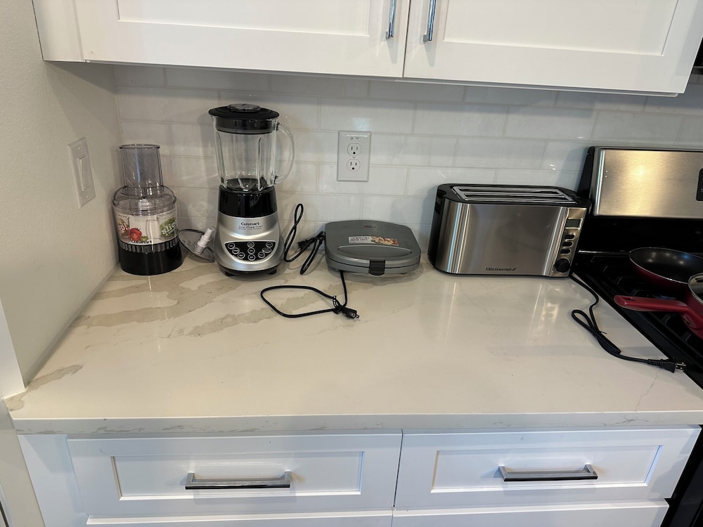 Luxury 3BR for Families Nurses and Group