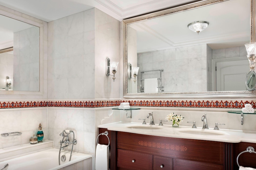 The Ritz-Carlton, İstanbul - Image 71