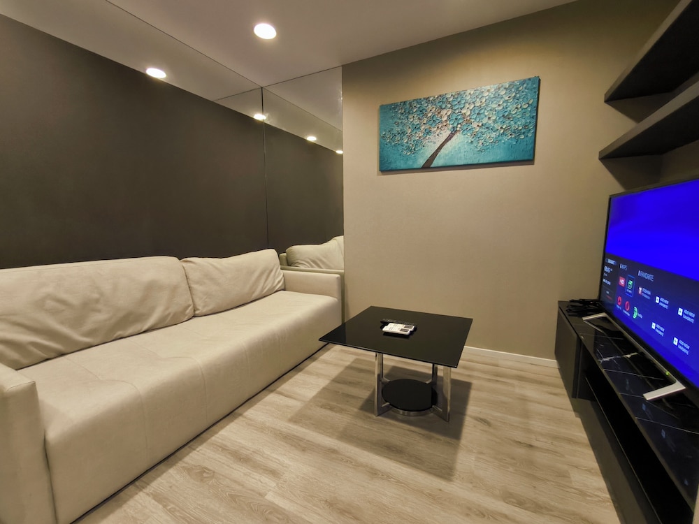 Verve Suites OKR by Manhattan Group