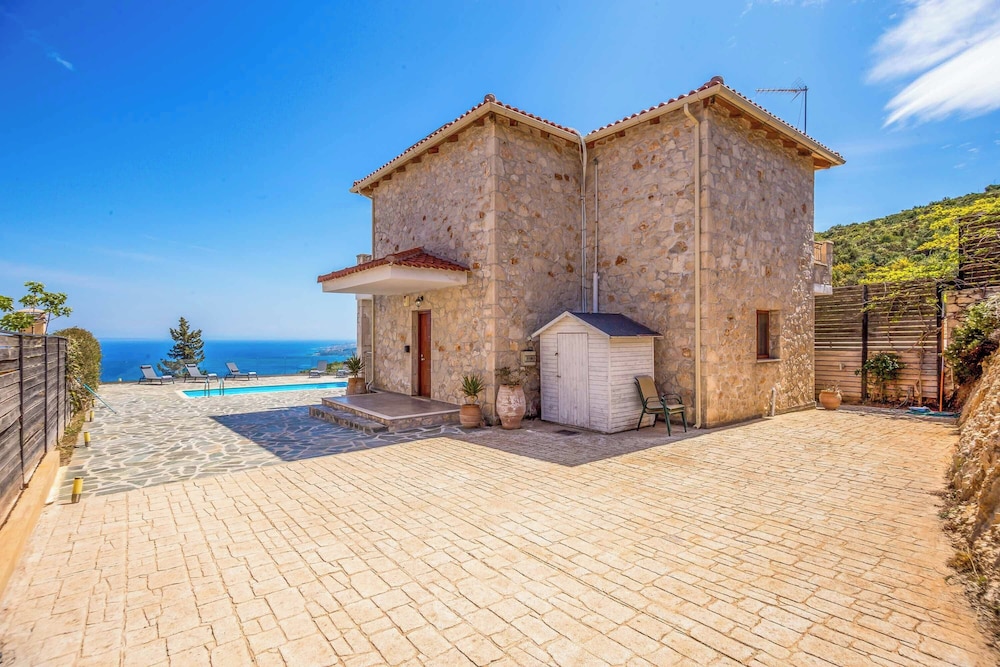 Orient Villa