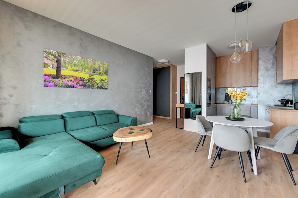 Brabank Riverside & Parking by Downtown Apartments