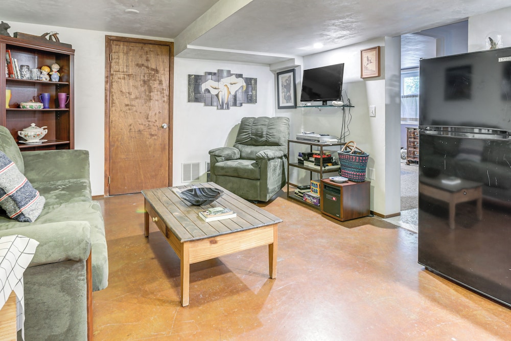 Walk to Main St: Carbondale Apt w/ Shared Patio