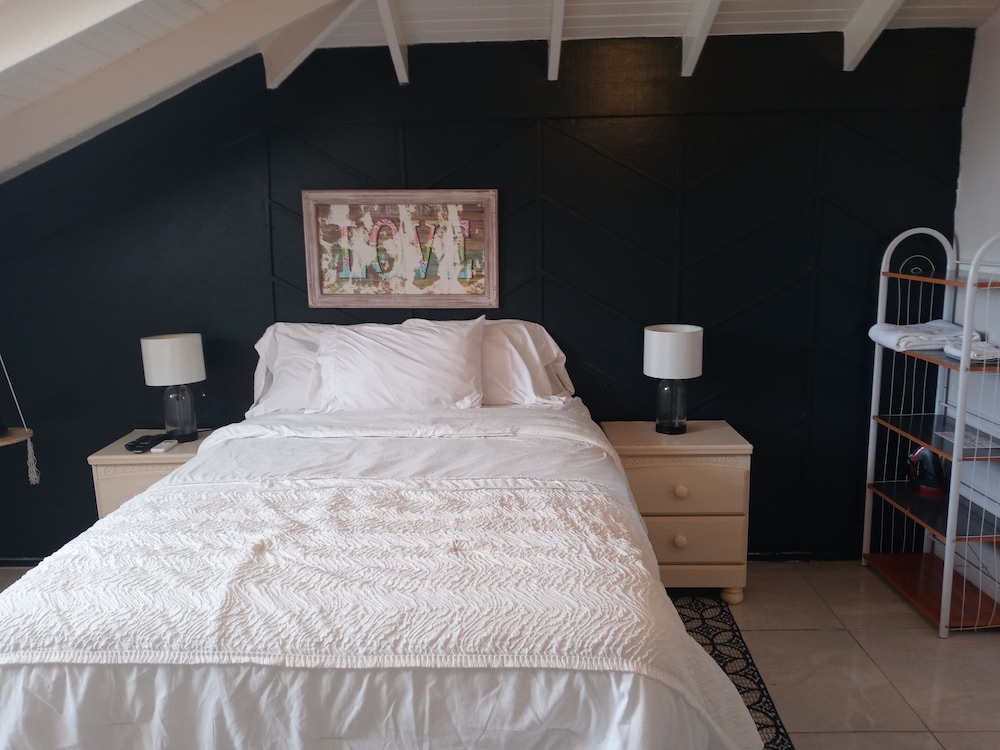 Leisure Duplex At Csompo Silver Manor view 5