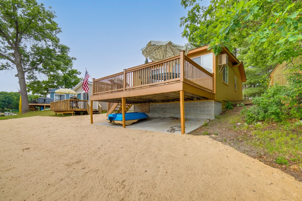 Orlando Vacations - Waterfront Lake Cabin: Close to Boating  Fishing! - Property Image 2