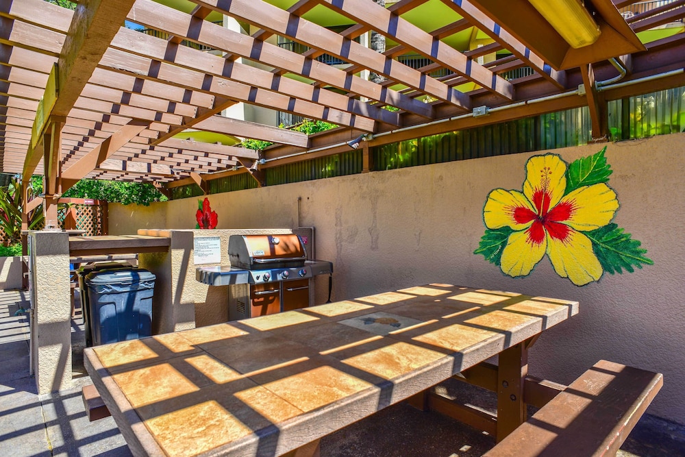 Kihei Retreat w/ Kamaole Sands Resort Amenities!