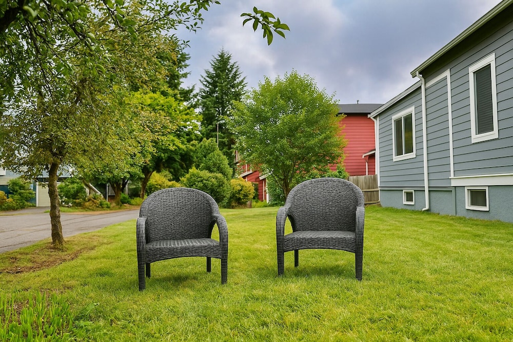 The Grand North Seattle Family Home, photo 56