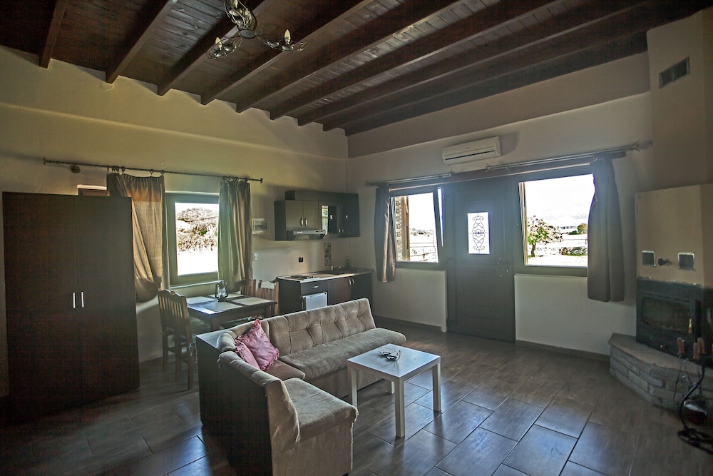 Ixnilatis - Property Image 28