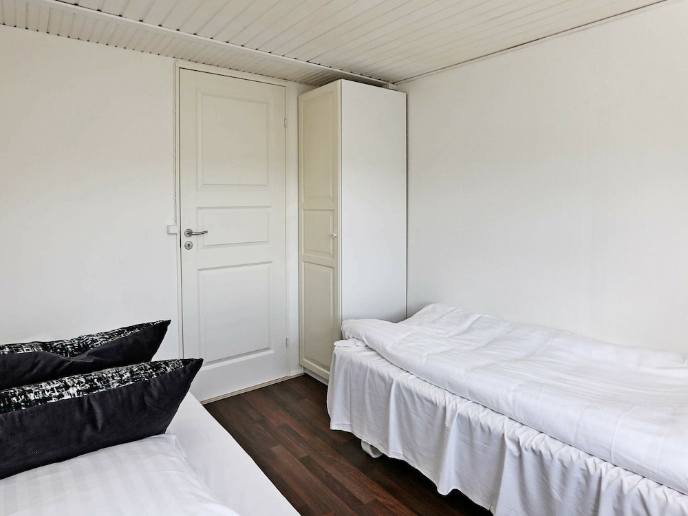 Stunning Holiday Home in Hovedstaden With Terrace view 3