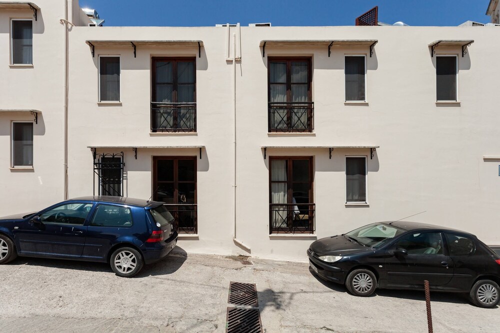 "panoramic Terrace, Sustainable Home, Pure Nature"