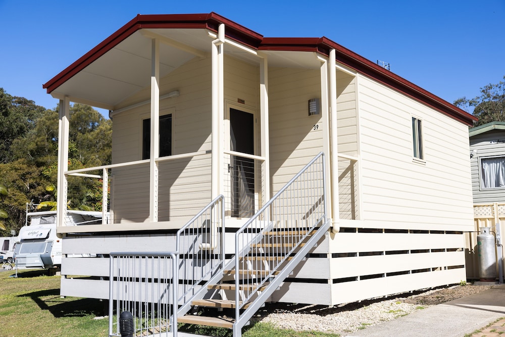 Clog Barn Caravan Park
