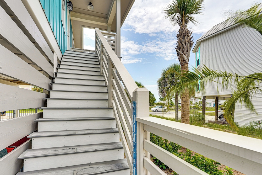 Walk to Beach Access: South Cape San Blas Hideaway