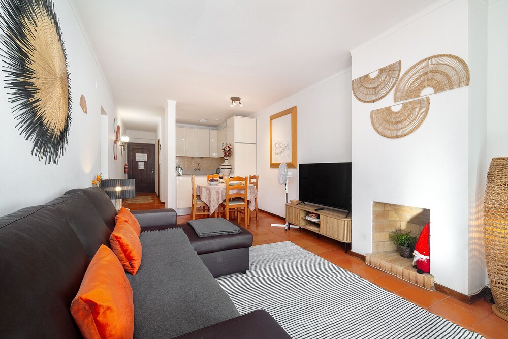 Balaia Sunshine Apartment