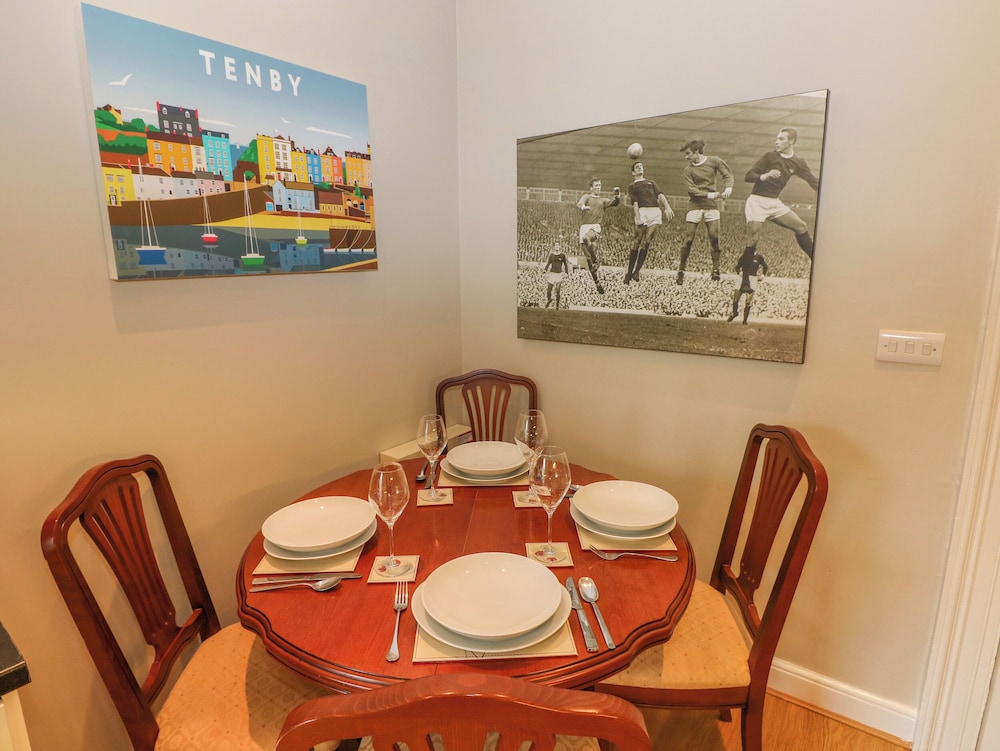 Bay View Apartment
