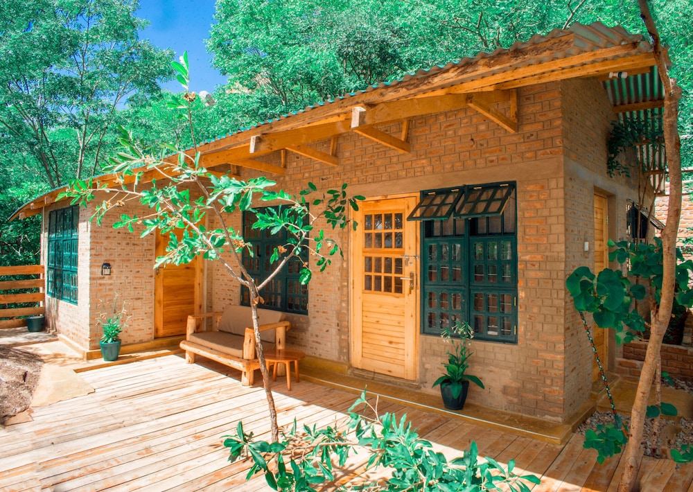 Aika Sunrise Treetops Home