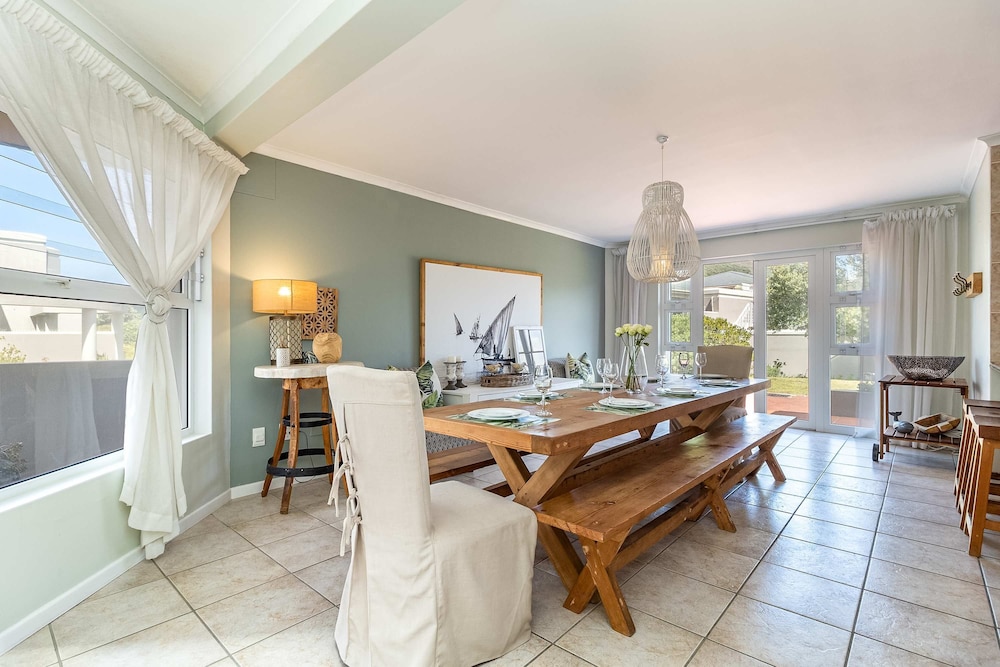3 Bedroom Family Apartment Beach Club - Houtbay