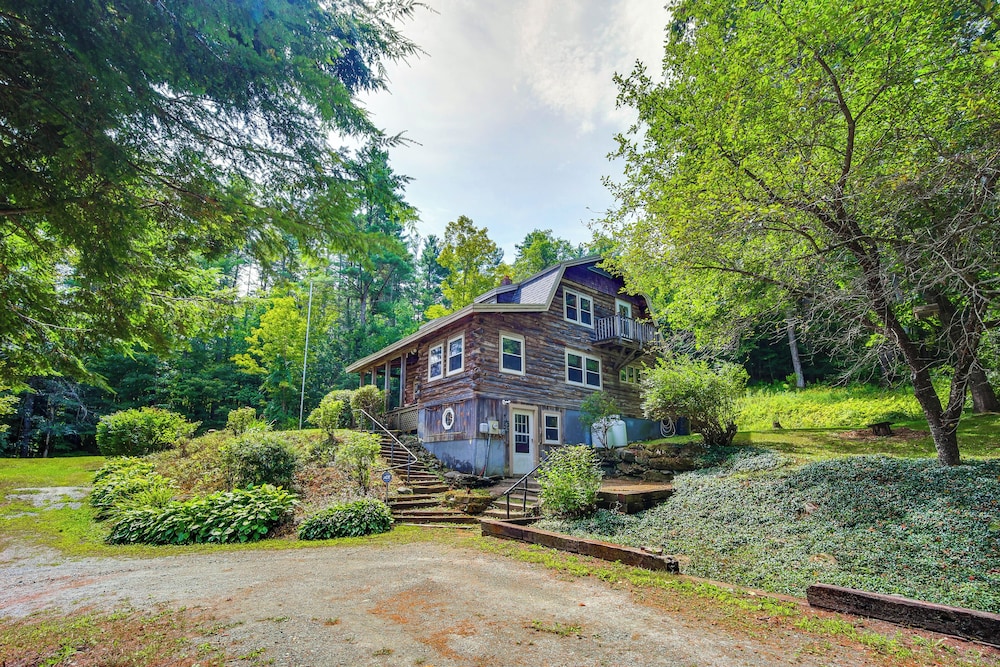 Forest Hideaway in Plainfield: Hike, Paddle & Ski