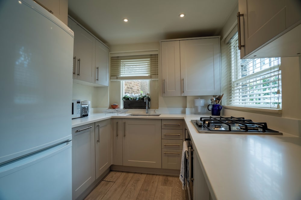 Redcliffe Gardens by Capital view 3