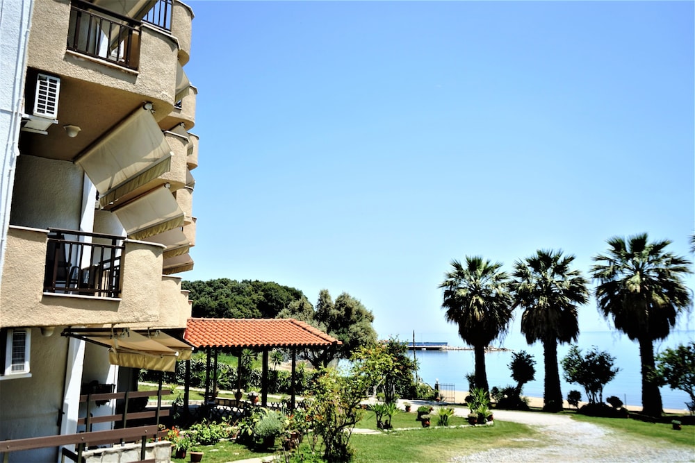 Pension Karvounoskala