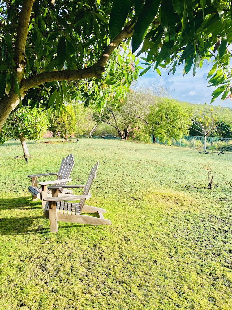 Las Quintas Reserve