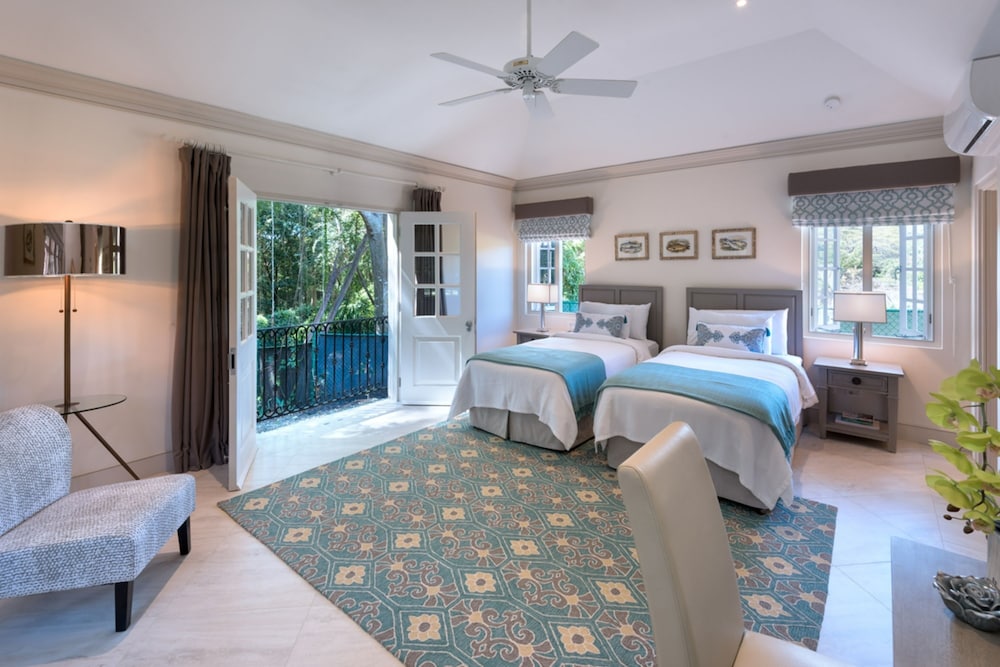 Porters Villa by Blue Sky Luxury view 4