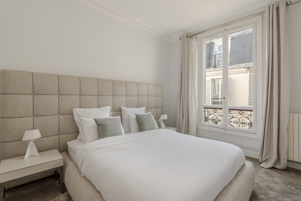 The Parisian Beauty in Paris