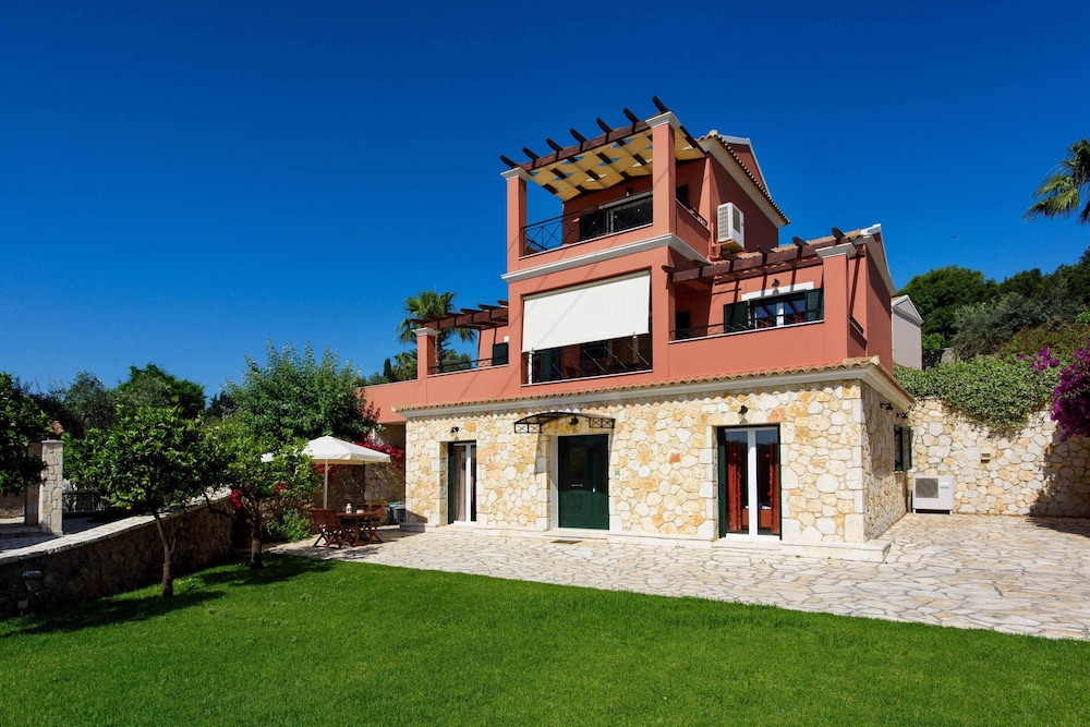 Luxury Villa Lemonia With Private Pool view 2