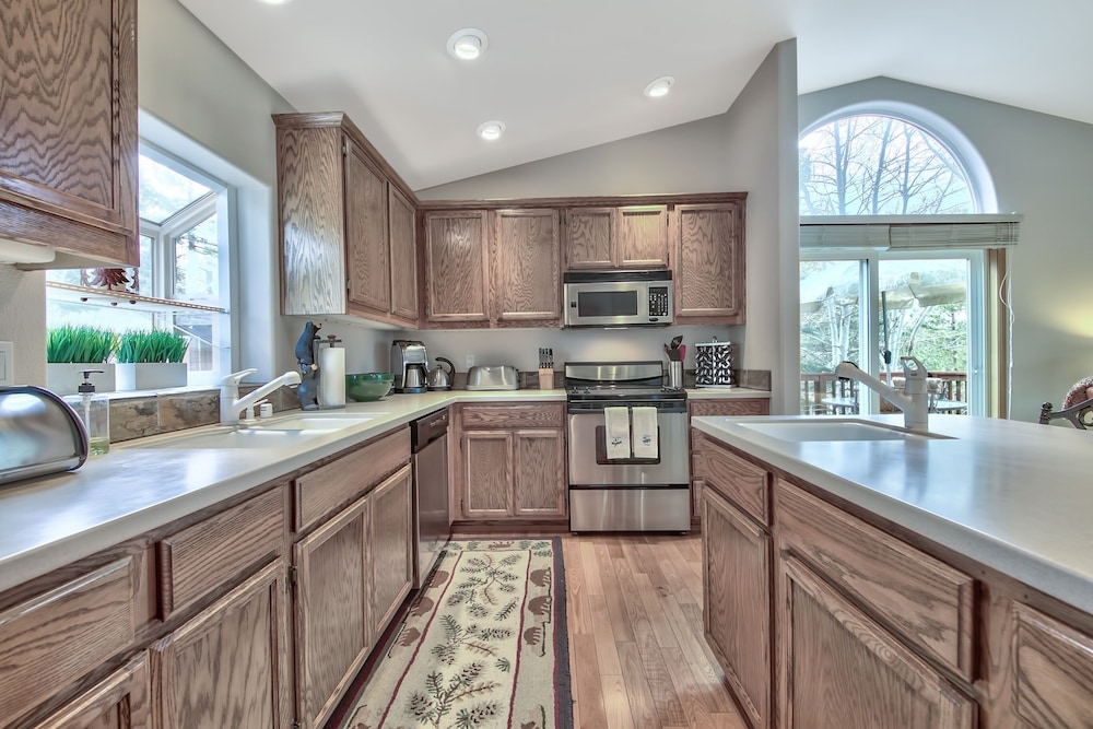 2272l The Lupine Lodge 3 Bedroom Home