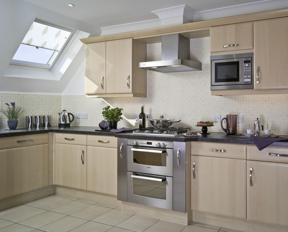 Berkshire Rooms-Bracknell