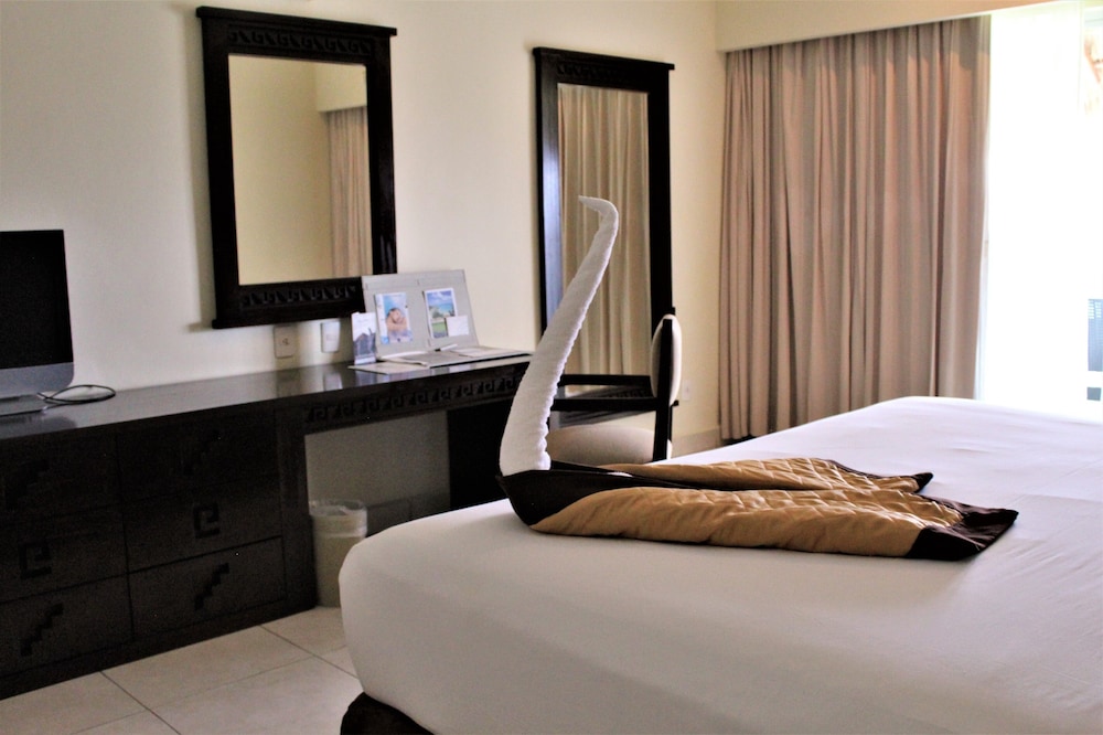 BlueBay Grand Esmeralda All Inclusive - Property Image 43