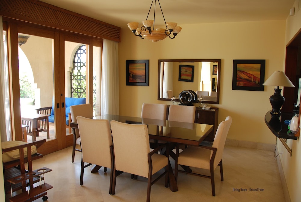 Privately owned Luxury Villa in Four Seasons Resort, Sharm El Sheikh