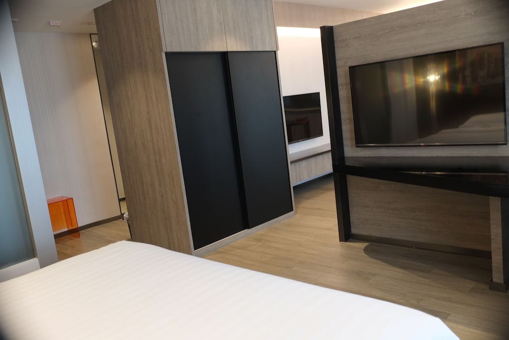 M1 Hotel North Point