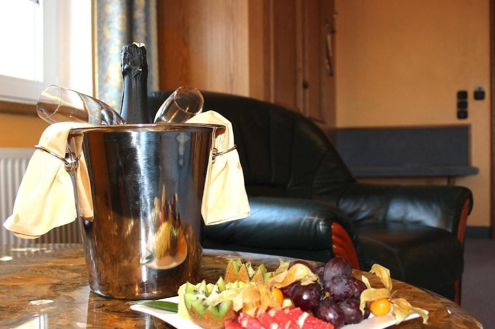 Hotel Spanischer Hof - Property Image 11