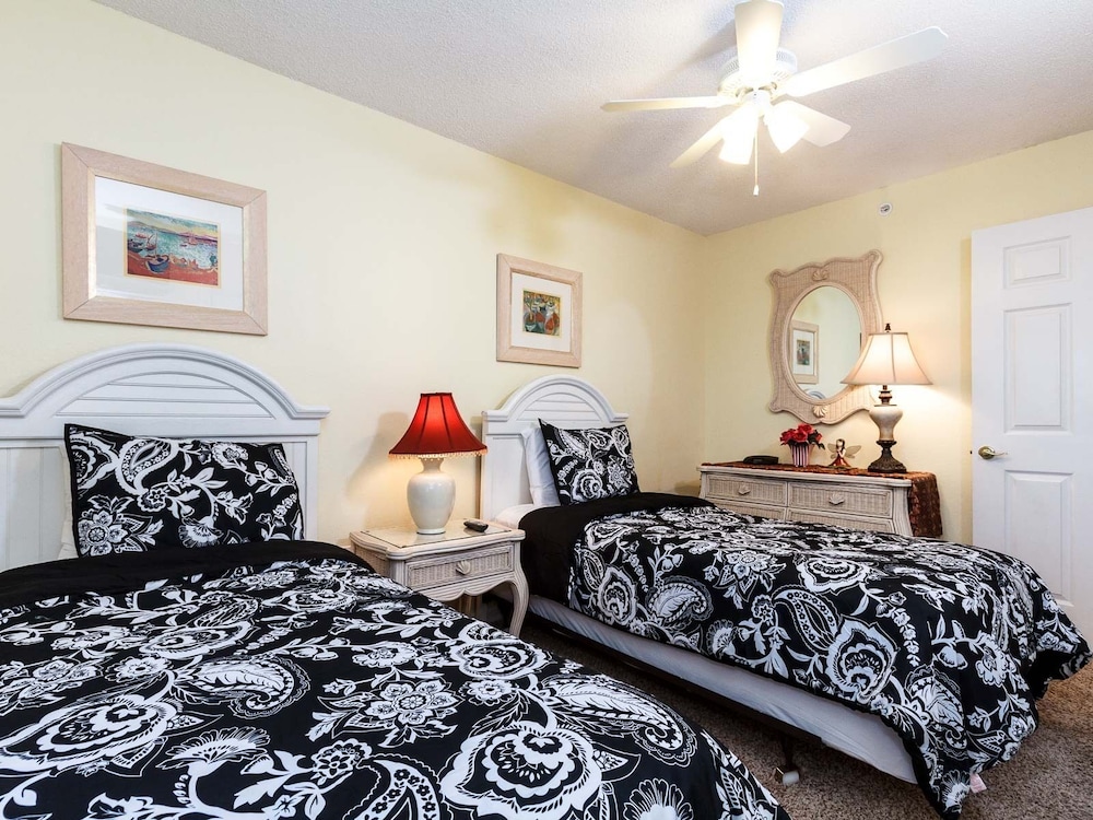 Islander 3004 by Brooks and Shorey Resorts