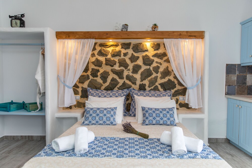 Arhontiko Studios photo 2