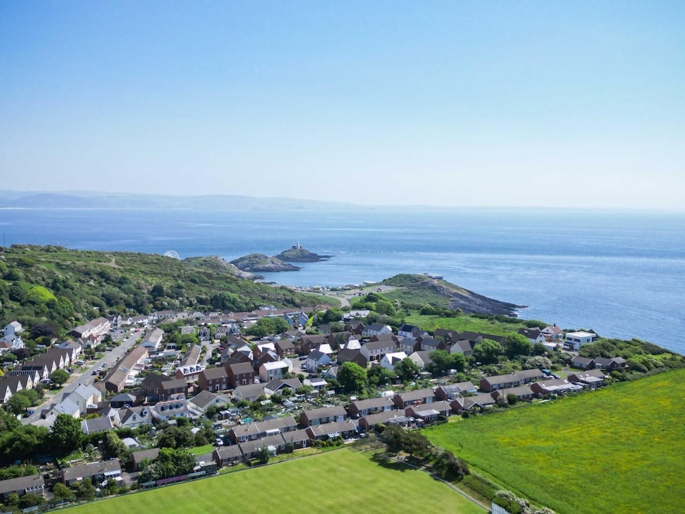 Cosy Cottage - 2 Bedroom Cottage - Mumbles