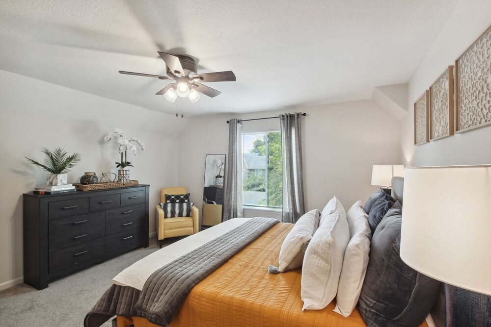 Overland Park Condo, Close to Lakes Parks! - Property Image 18