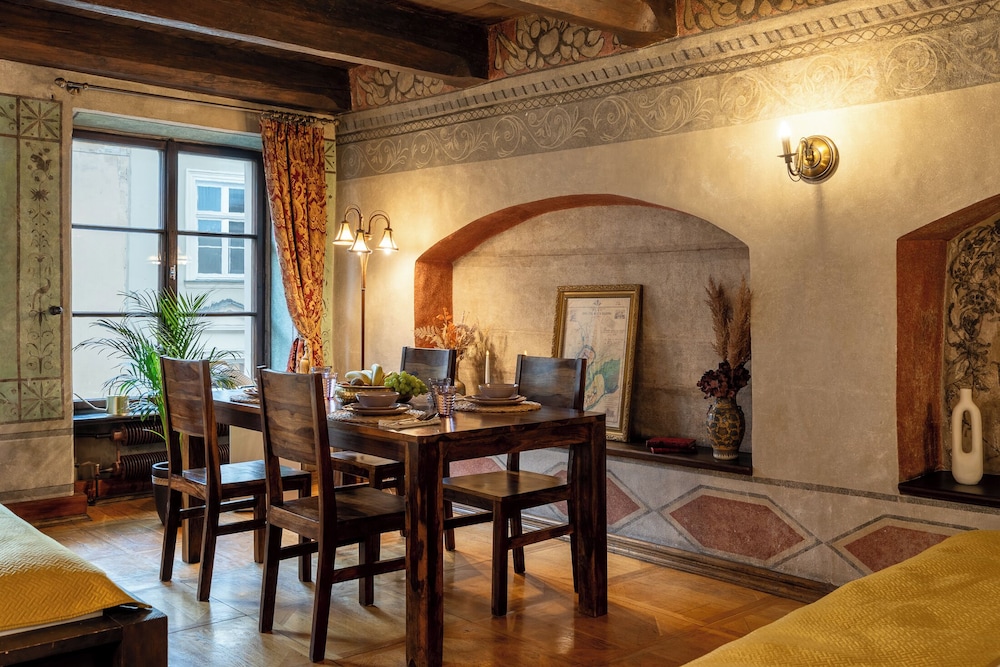 500 Year House - Kraków Old Town