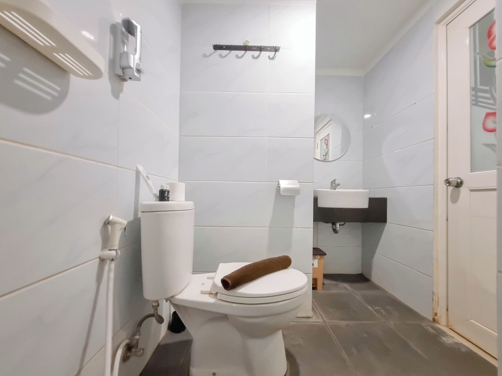 Minimalist Studio At Altuz Seturan Yogyakarta Apartment