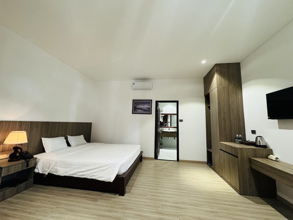 Dat Lanh Resort