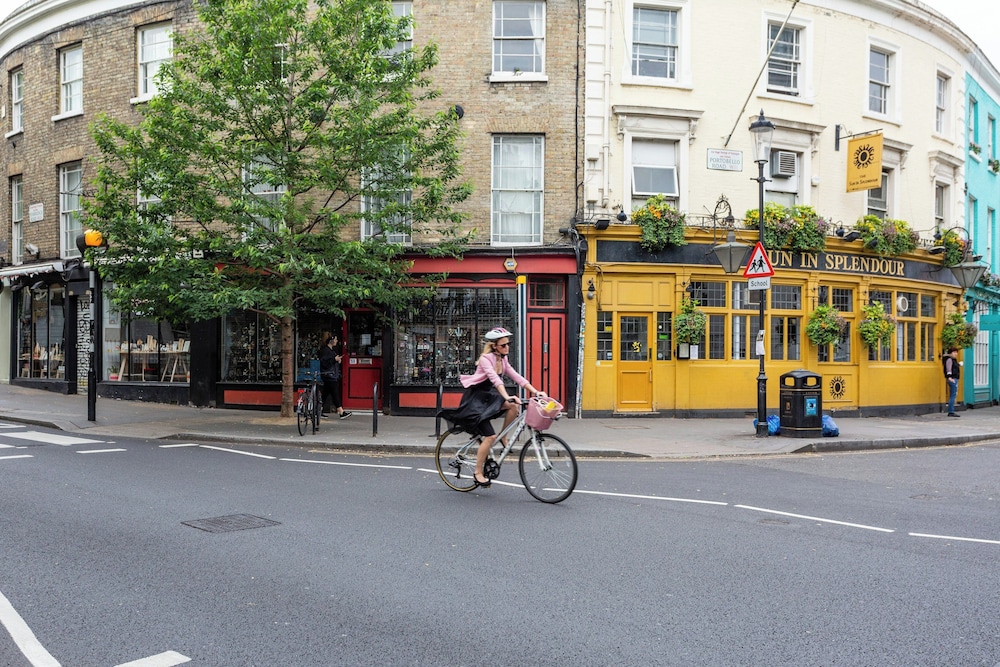 Talbot Road VI by Onefinestay
