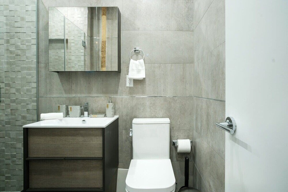317 UES Apartments