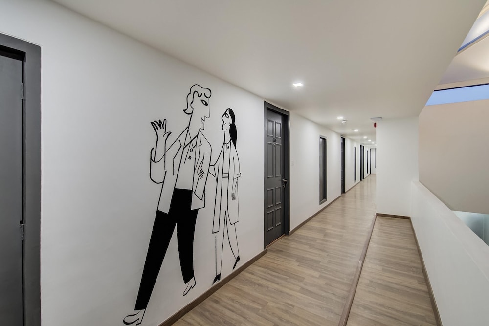 Blissful Stays at MG Road Pune