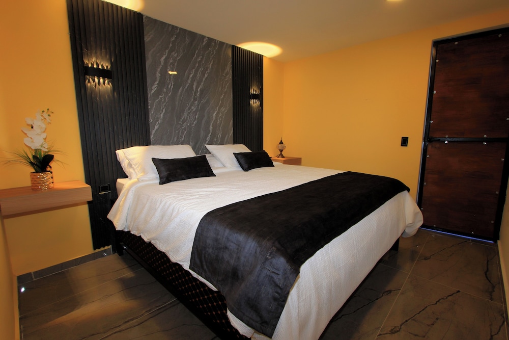 Hotel y Termales Castillo del Lago