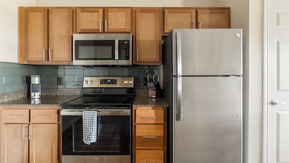 Landing Furnished Apartments near East Arlington