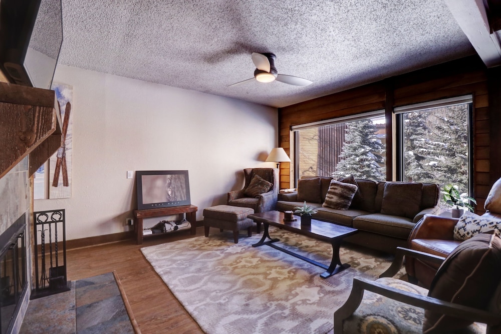 An202 Anaconda 2br 2ba 2 Bedroom Condo